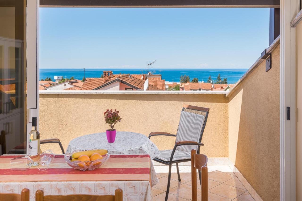 Appartamento Bella Vista Porec Esterno foto