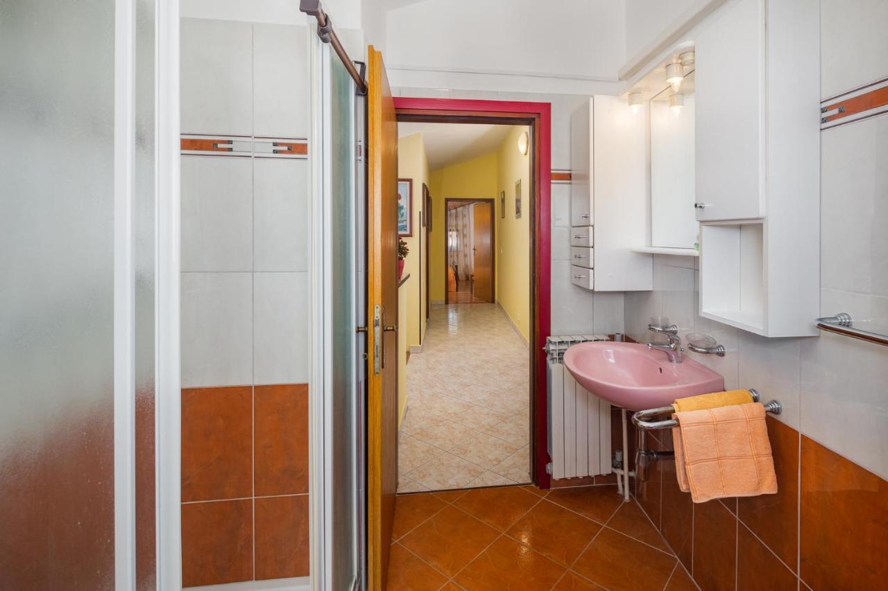 Appartamento Bella Vista Porec Esterno foto